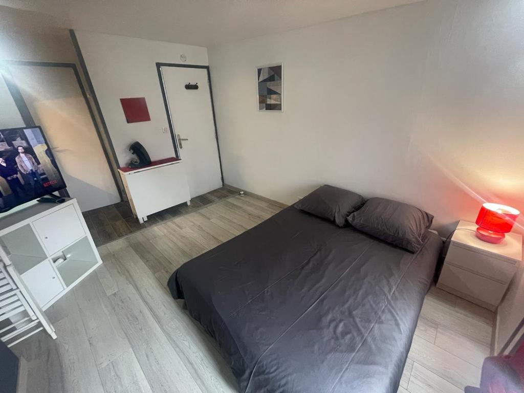 Le Confort - Calme, Ideale Couple, Business, Long Sejour Niort Bagian luar foto