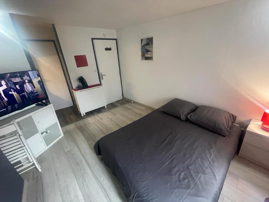 Le Confort - Calme, Ideale Couple, Business, Long Sejour Niort Bagian luar foto