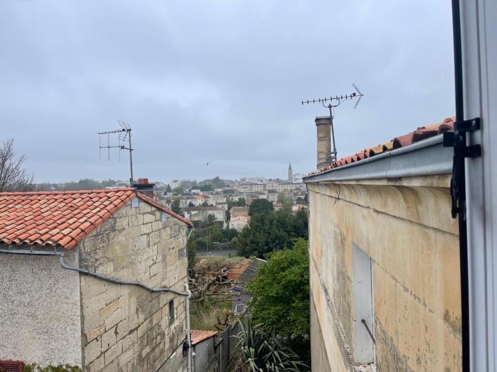 Le Confort - Calme, Ideale Couple, Business, Long Sejour Niort Bagian luar foto