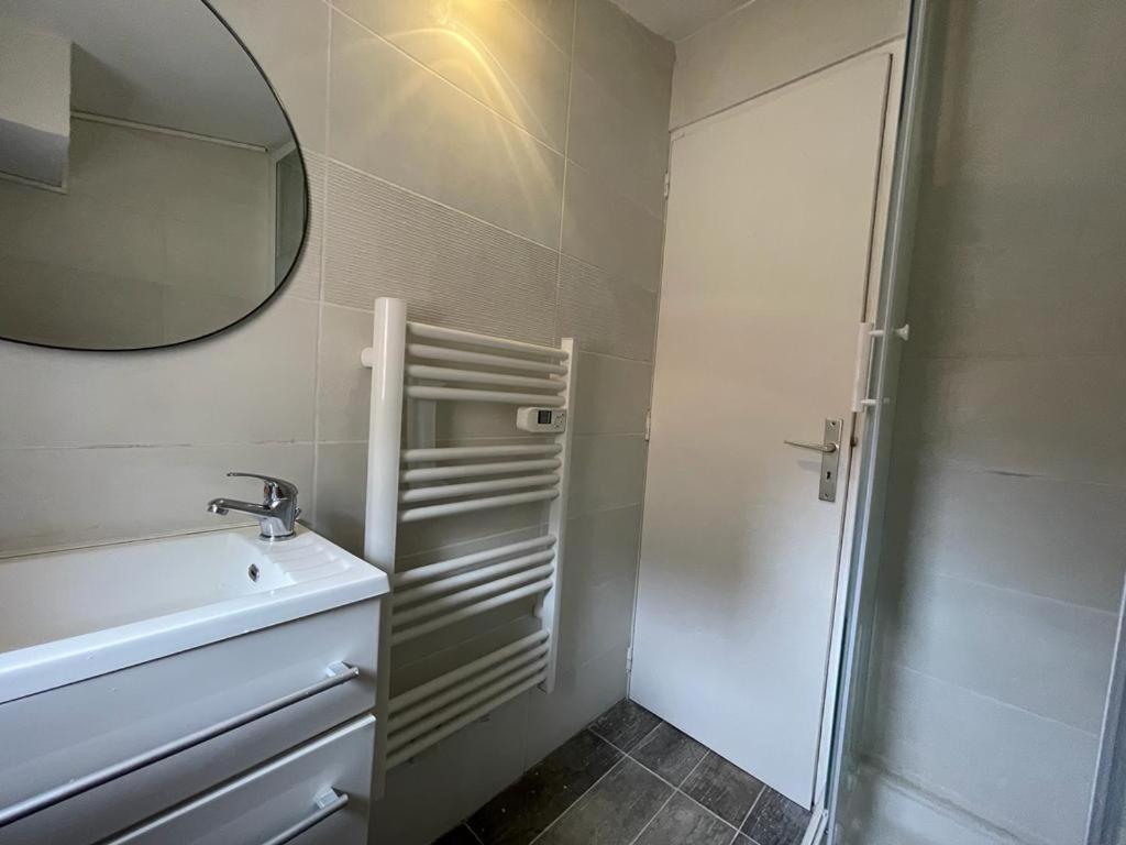 Le Confort - Calme, Ideale Couple, Business, Long Sejour Niort Bagian luar foto
